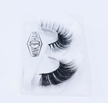 Glam Up: Faux Aurelia Eyelashes